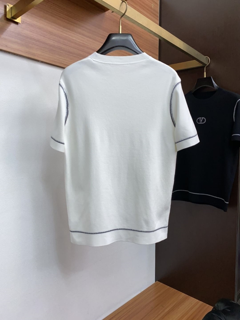 Va1e*ntin0 shirt